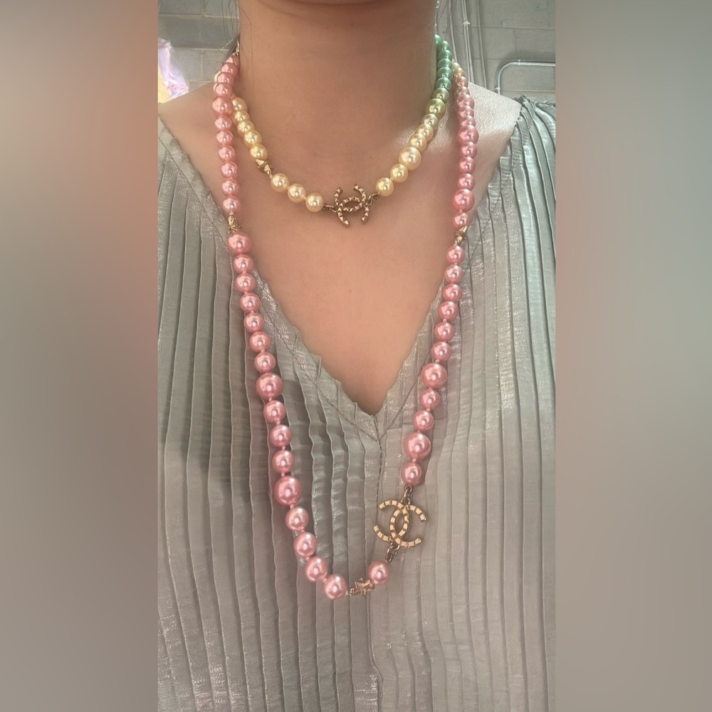 Chanel Pearl Necklace Cuba 17C